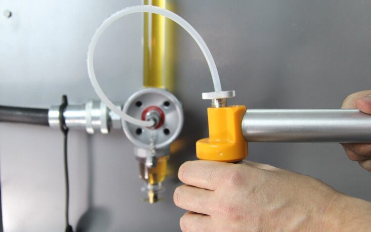 Hub of Lubricant Monitoring